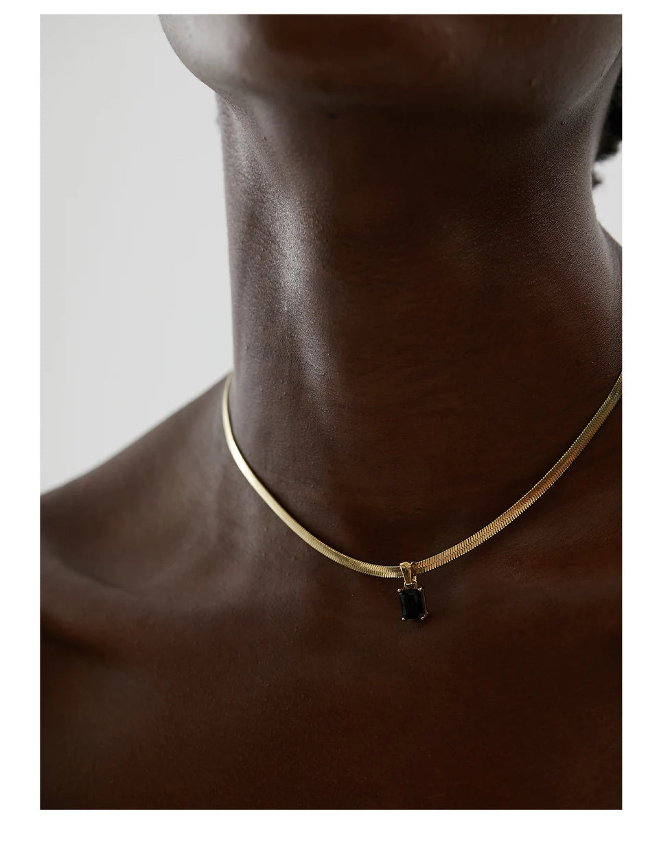 Classic Traditional Cubic Zirconia Collar Necklace - Real Gold Plated Classic Traditional Cubic Zirconia Collar Necklace - Real Gold Plated